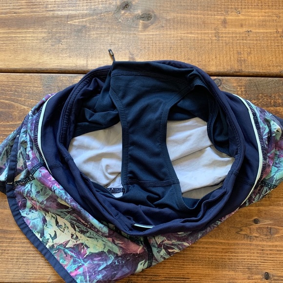 Lululemon Speed Shorts Iridescent Multi 2.5” - Picture 6 of 6